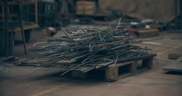Tersane Sanayi Atölyesinde Çelik Atıkları — Stok video