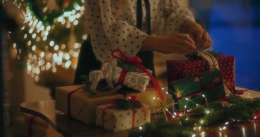 Noel Tatilleri İçin Noel Hediye Paketleri