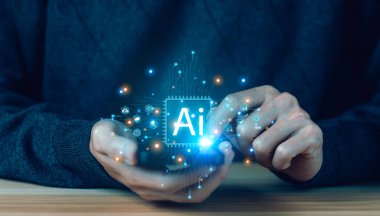 İş adamı akıllı yapay zeka teknolojisini kontrol ediyor. Büyük veri sistemi siber uzayı. Yapay zeka dijital teknolojisi, modern dönüşüm ağı teknolojisi ve gelecekteki internet kavramı. makine otomasyonu