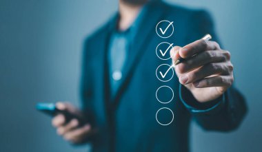 Ayrıntılı iş doğrulama görevi. Kontrol listesi konsepti, belge listesindeki görev denetimi, anket ögesindeki kontrol işaretini işaretleyin. Seçeneklerdeki tik işareti değerlendirmesi çevrimiçi kontrol formu, işlem düzeni