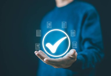 El işaretli görev denetimini bir belge listesinde, tik işlem düzeninde göster. Kontrol listesi konsepti, belge inceleme ögesi, ayrıntılı iş doğrulama görevi, seçenekler kontrol formunda tik işareti değerlendirmesi çevrimiçi