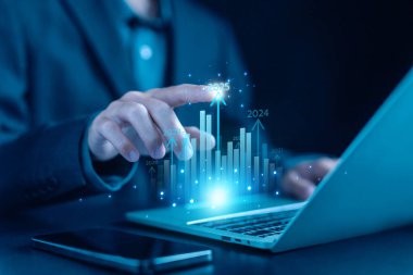 Finansal ekonomi ve yatırım 2025. Büyüyen iş konsepti. Grafik grafiği borsa ekonomisi, plan stratejisi şirketleri kazancı küresel başarıya yükseltiyor. dijital teknoloji eğilimi, pazarlama büyüyor