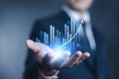 Büyüyen borsa grafiği, gelecekteki başarı grafiği. Küresel ekonomi ve finans sektöründe büyüyen şirketlere yatırım. Büyüme işi kavramı.