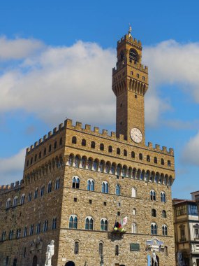 İtalya Meclisi 'nin Floransa Meydanı' ndaki ünlü Palazzo vecchio (eski saray)