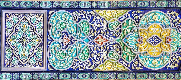 Geometric Traditional Islamic Ornament Fragment Ceramic Mosaic Abstract Background — 스톡 사진