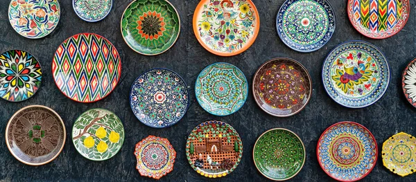 Arabic Painted Ceramic Plates Hanging Wall — Stock Photo, Image