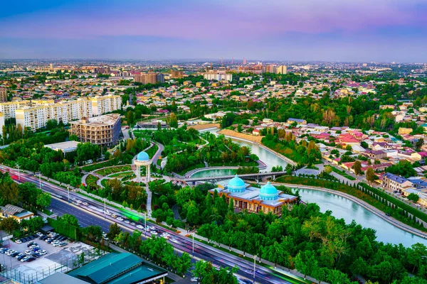 Uzbekistan Tasjkent April 2023 Ovanifrån Från Observationsdäcket Tornet Tasjkent Till — Stockfoto