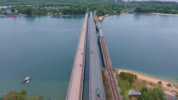 Vista Aérea Ponte Sarasin Conceito Fundo Transporte Rodoviário Ponte Entre — Vídeo de Stock