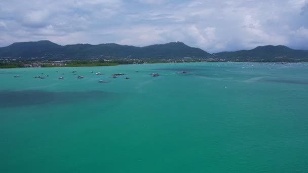 Vista Aérea Hiperlapso Vídeo Superficie Del Mar Con Sombra Nubes — Vídeos de Stock