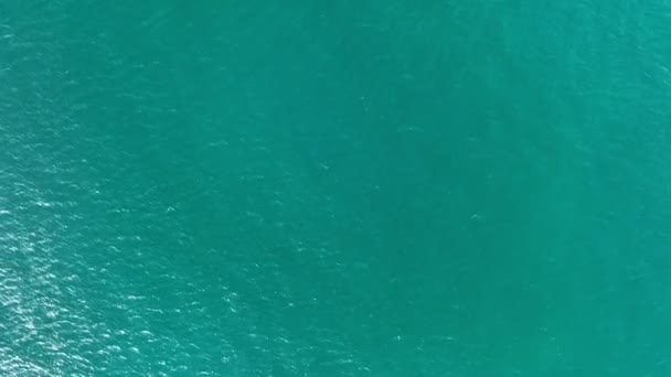 Textur Havsvågor Vattenyta Dynamisk Skott Flygfoto Över Grön Havsyta Phuket — Stockvideo