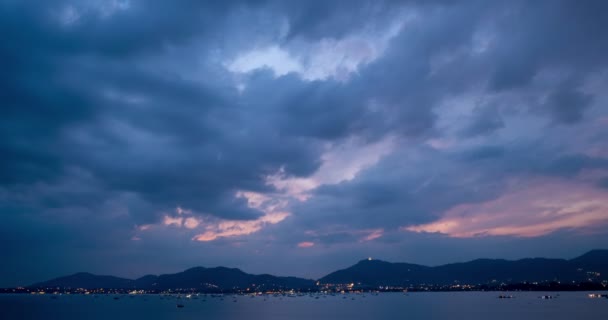 Schöne Zeitraffer Von Majestätischen Sonnenuntergang Himmel Über Meereslandschaft Erstaunliches Licht — Stockvideo