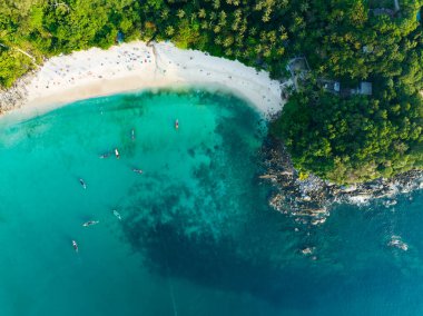 Muhteşem manzara güzel plaj, Tropikal sahil manzarası güzel Phuket adası, güzel deniz plajı Phuket Tayland