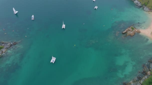 夏の美しい海 ドローンカメラの映像 素晴らしい海の背景 — ストック動画
