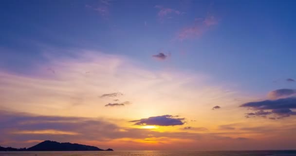 Nanılmaz Işık Doğası Gökyüzü Bulutlar Günbatımında Gün Doğumunda Güzel Doğa — Stok video