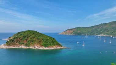 Muhteşem deniz kıyısı güzel deniz, tropikal okyanus manzarası güzel Phuket adası Tayland 'da, en iyi deniz manzarası