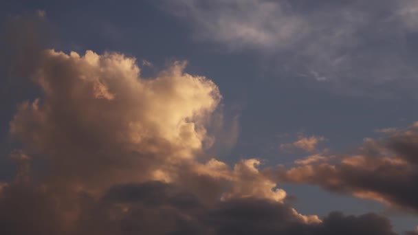 Δραματικά Μαύρα Σύννεφα Φόντο Όμορφο Time Lapse Του Majestic Ανατολή — Αρχείο Βίντεο