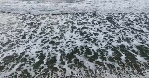 Luftaufnahme Dunkles Meer Ozeanoberfläche Erstaunliche Meer Natur Hintergrund — Stockvideo