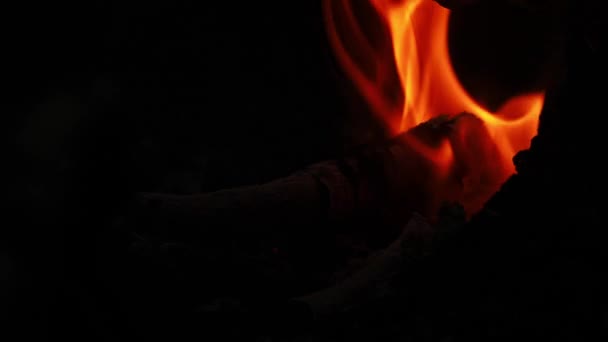 Oheň Hoří Pomalém Pohybu Výstřel Oheň Kouř Černém Pozadí — Stock video