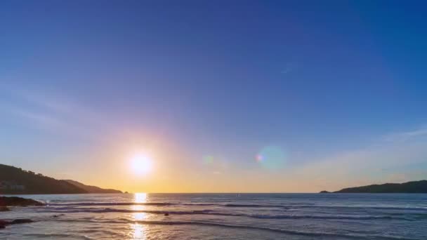 Nuages Colorés Sur Fond Mer Belle Time Lapse Majestic Sunset — Video