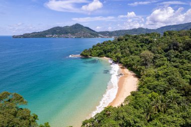 Tayland 'ın Phuket Adası' ndaki güzel sahil manzarası.