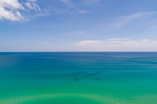 Волны Морской Воды Поверхности Природный Фон Солнечные Лучи Над Морем — стоковое фото