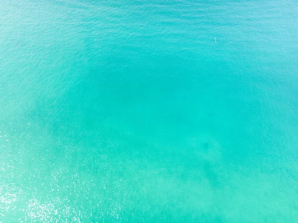 Волны Морской Воды Поверхности Природный Фон Солнечные Лучи Над Морем — стоковое фото