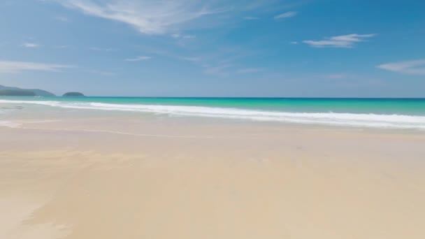 Erstaunliche Wellen Krachen Auf Sandstrand Phuket Beach Thailand Schöner Strand — Stockvideo