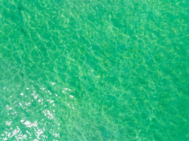 Deniz suyu yüzeyi okyanus arka planı, güneşli bir günde kuş bakışı okyanus, deniz dalgaları su arka planı, deniz manzarası