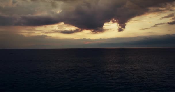 Aerial View Drone Kiváló Minőségű Óceán Tengeri Hullámok Háttér Sötét — Stock videók