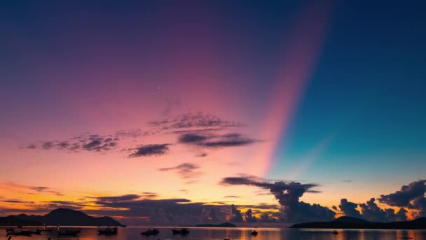 Gyönyörű Time Lapse Fenséges Napkelte Vagy Naplemente Felhők Tenger Felett — Stock videók