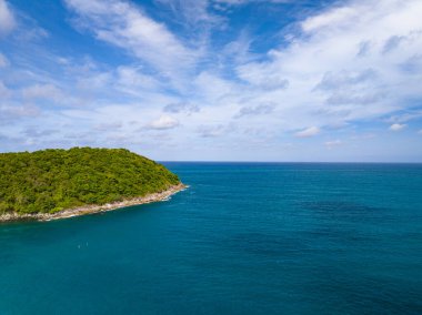 Yaz mevsiminde Phuket Adası Tayland 'da deniz manzarası, inanılmaz deniz manzarası.