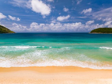 Yaz mevsiminde Phuket Adası Tayland 'da deniz manzarası, inanılmaz deniz manzarası.