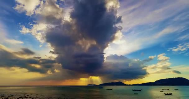 Закат Восход Солнца Облачно Небо Над Морским Ландшафтом Удивительный Цветной — стоковое видео
