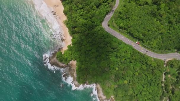 Erstaunliche Meer Große Wellen Krachen Auf Felsen Meereslandschaft — Stockvideo