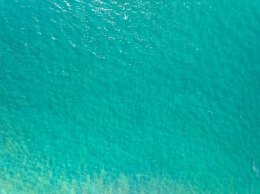 Üst manzara tropikal deniz sahili, dalgalar doku arka plan, yaz deniz dalgaları doğa arka plan