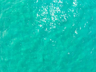 Hava manzaralı deniz yüzeyi su arka planı, doğa okyanus arkaplanı, doğa manzaralı deniz yüzeyi arka planı.