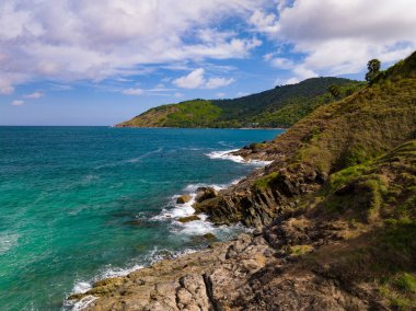 Yaz mevsiminde Phuket Adası Tayland 'da deniz manzarası, inanılmaz deniz manzarası.