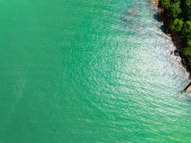 Üst manzara tropikal deniz sahili, dalgalar doku arka plan, yaz deniz dalgaları doğa arka plan