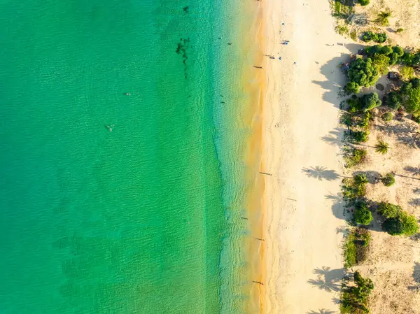 Ovanifrån Stranden Havsyta Område Natur Och Resa Bakgrund Sommarsäsongen — Stockfoto