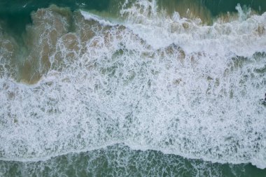 Phuket Adası Tayland 'da yaz mevsiminde güzel bir deniz manzarası.