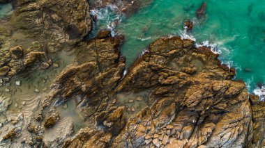 Phuket Tayland 'daki en iyi deniz manzaralı deniz kıyısı açık deniz yaz mevsimi arka planında.