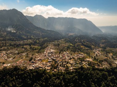 Doğu Java, Endonezya 'daki inanılmaz doğa manzarası. Doğal manzara arka planı