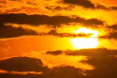 Günbatımı bulutlarının renkleri arka plan, gökyüzü doğa bileşimi, doğal bulutlar arka plan