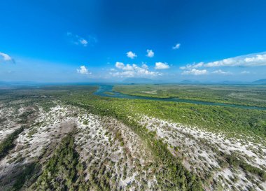 Koh Prathong Adası, Phang nga Tayland, Yeşillik Botanik Ormanı, İHA geniş açılı mercek