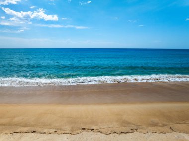 Deniz yüzeyi hava manzarası, dalgaların kuş bakışı fotoğrafı su yüzeyi dokusu, yaz denizi arka planı, güzel doğa inanılmaz deniz arka planı.
