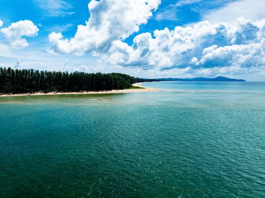 Güzel yaz manzarası deniz sahili arka planı, inanılmaz dalgalar dokusu arka plan, geniş açılı deniz arka planı.