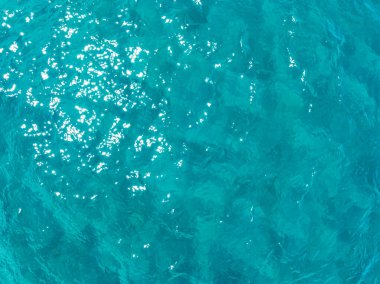 Güzel yaz manzarası deniz sahili arka planı, inanılmaz dalgalar dokusu arka plan, geniş açılı deniz arka planı.