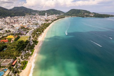 Phuket Tayland 'daki yüksek açılı Patong hangarı
