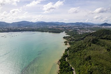 Yüksek açılı deniz manzaralı arka plan, Güzel Phuket Adası Tayland