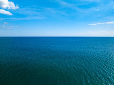 Güzel deniz sahili arka planı, Yüksek Açı manzaralı deniz arka planı.